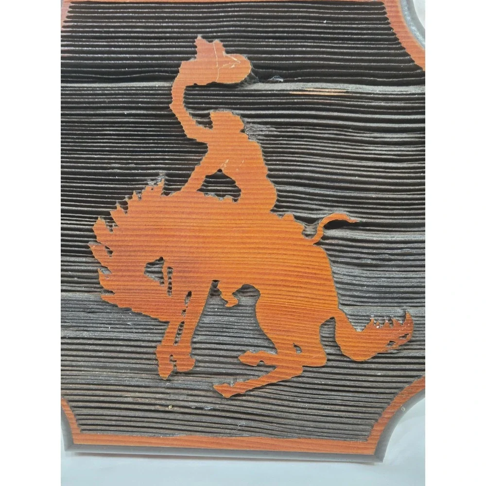 Saw Carved Art handcrafted wooden